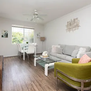 Appartement Two Bedroom Sleeps 6 With Free Parking Near Boating 